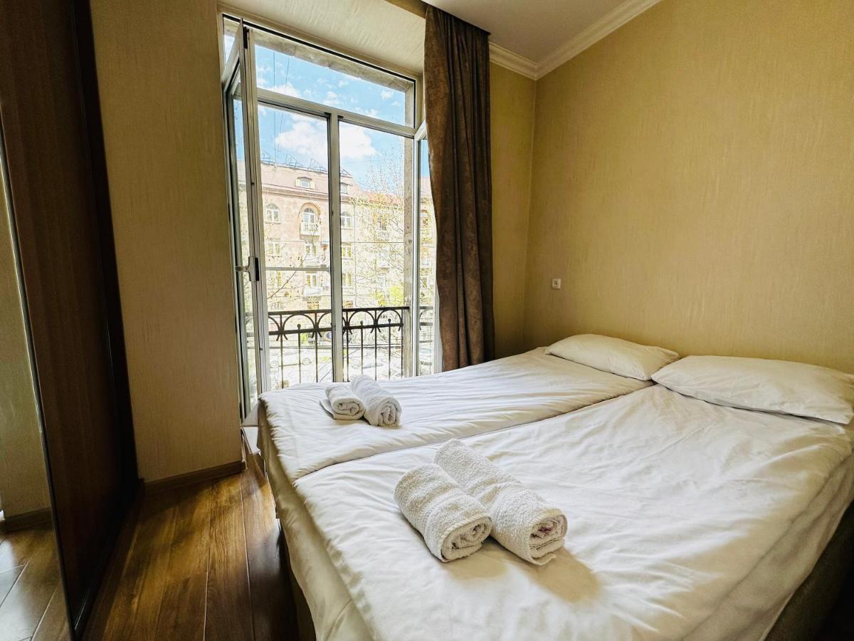 City Center Apartment On Sayat Nova Street Erevan Exterior foto